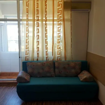 Διαμέρισμα Garsoniera , Strada Perlei