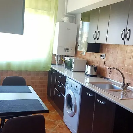 Garsoniera , Strada Perlei * Κονστάντζα